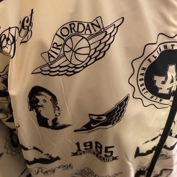 Jordan track suit XL - Picture 12 of 12